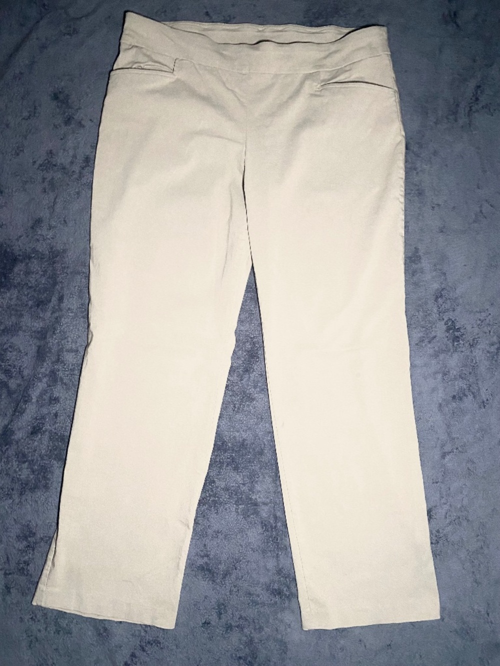 Time and Tru Women's {XL 16-18} Khaki Tan Pull On Pants Stretch Straight Leg